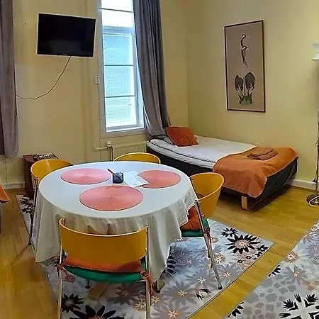Marja Hostel Μικέλι